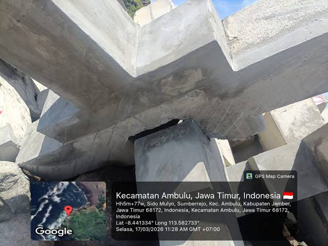 Kualitas Beton Hexapod Pelindung Breakwater Watu Ulo Senilai Rp. 15,7 Milyar Diragukan